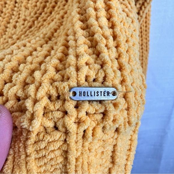 Hollister knitted crew neck oversized cropped sweater fall winter spring holiday - Picture 4 of 8